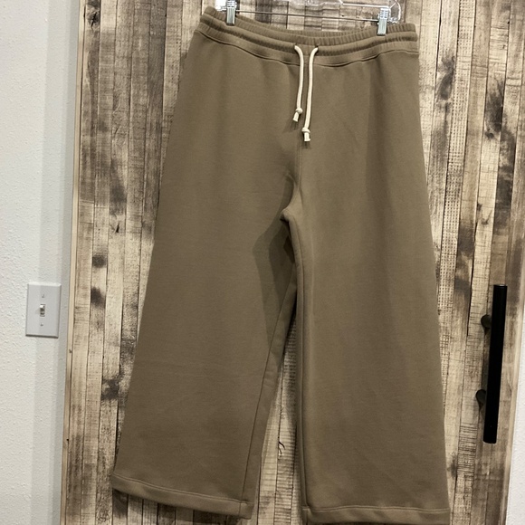 JENNI KAYNE MARINA SWEATPANTS NWOT/ BRAND NEW - Picture 3 of 9